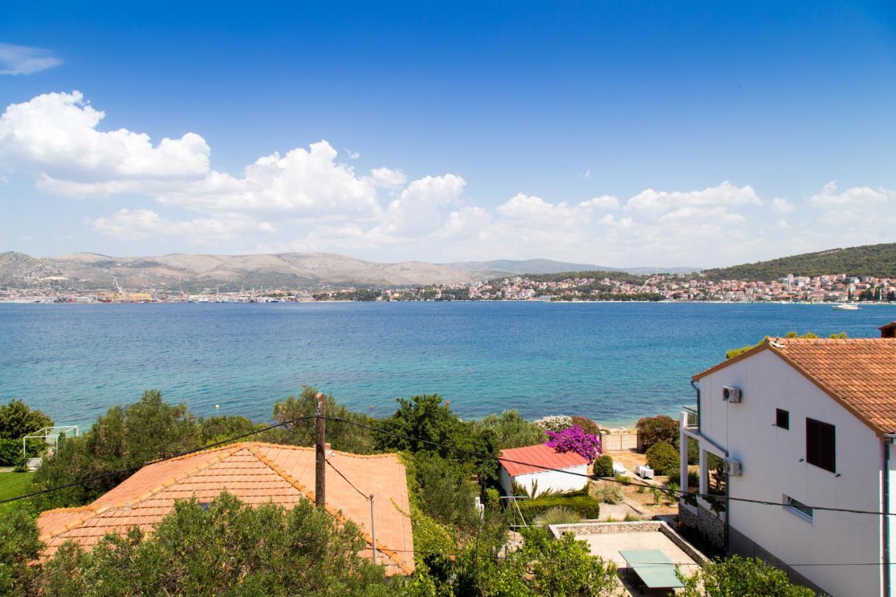 Beachfront House Olbia With Private Parking Trogir Exterior photo