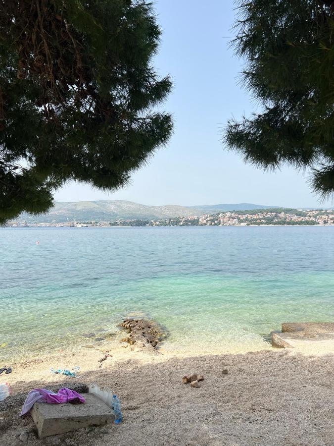 Beachfront House Olbia With Private Parking Trogir Exterior photo
