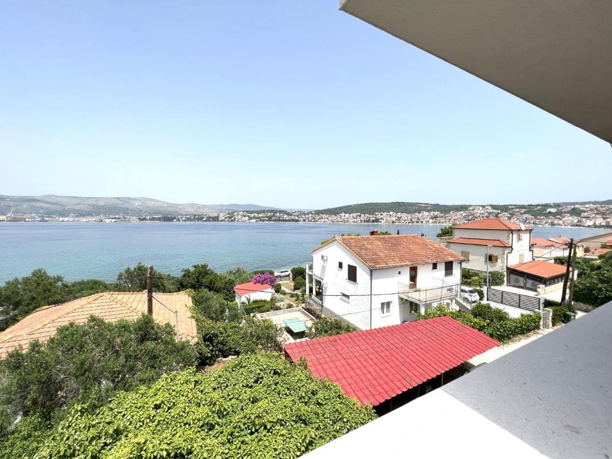 Beachfront House Olbia With Private Parking Trogir Exterior photo